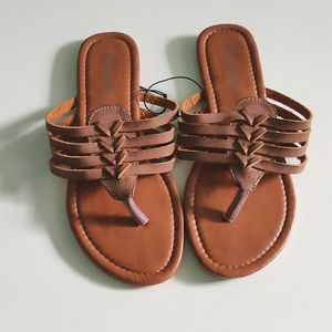 BROWN STRAP SANDALS SIZE 7